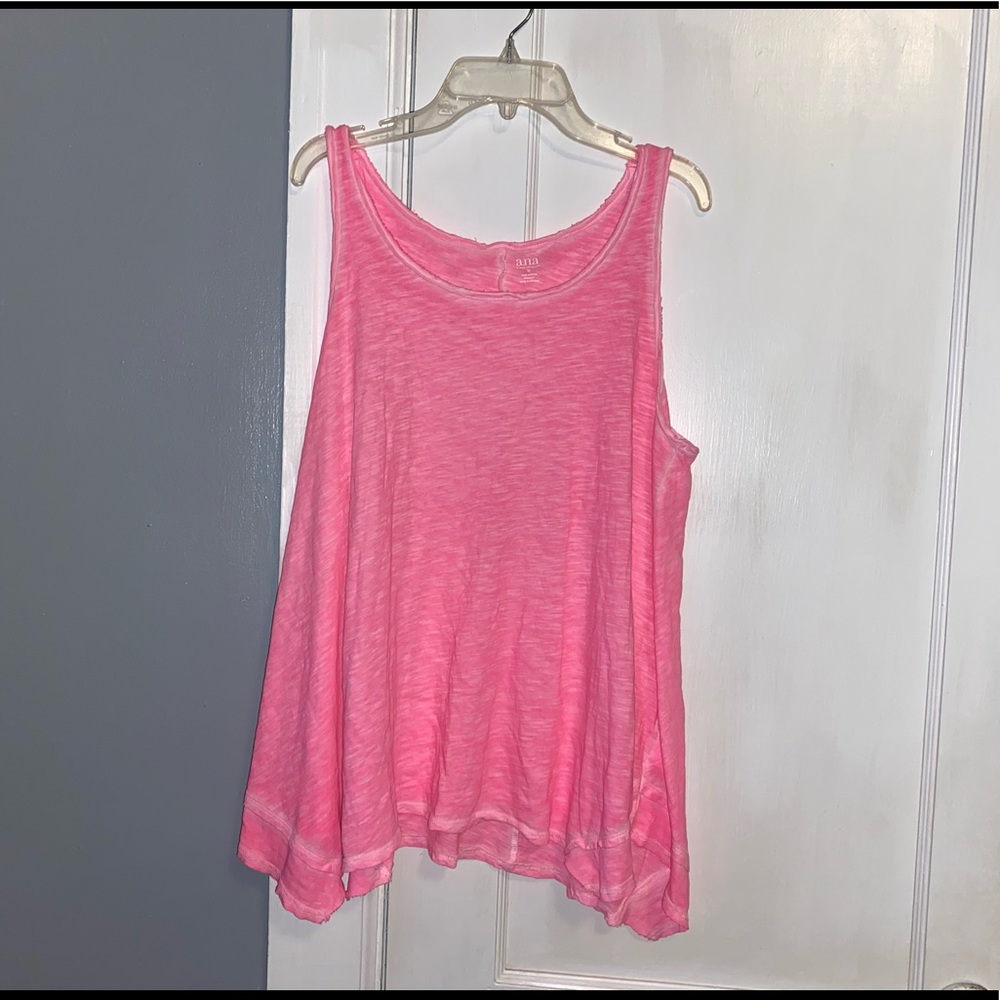 bright pink tank